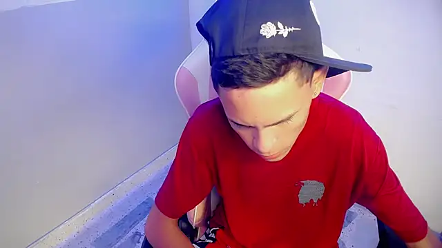 sombra 18 online show from June 27, 2026, 3:06 pm