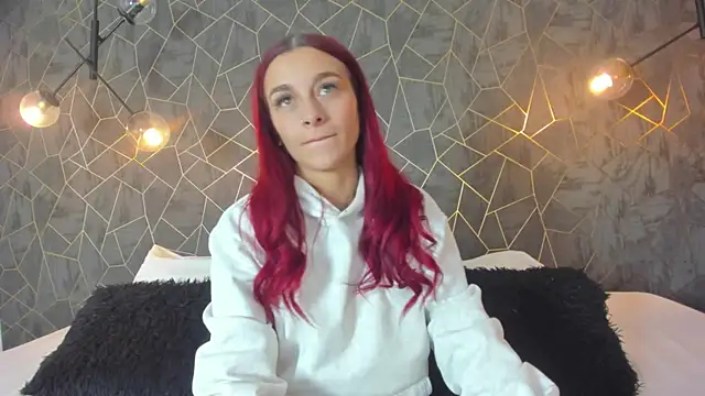 Snapshot of thalira_angels chatting on May 27, 2026, 6:27 pm thalira angels online show from May 27, 2026, 6:27 pm