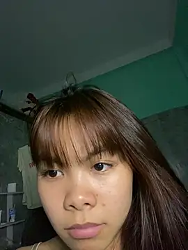 Snapshot of Cry_sexy chatting on May 8, 2026, 6:57 pm Cry sexy online show from May 8, 2026, 6:57 pm