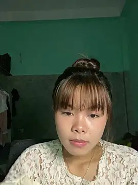 Snapshot of Cry_sexy chatting on May 9, 2026, 4:34 pm Cry sexy online show from May 9, 2026, 4:34 pm