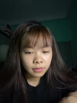 Snapshot of Cry_sexy chatting on May 14, 2026, 10:44 am Cry sexy online show from May 14, 2026, 10:44 am
