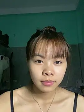Snapshot of Cry_sexy chatting on May 16, 2026, 7:45 pm Cry sexy online show from May 16, 2026, 7:45 pm