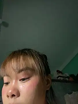 Snapshot of Cry_sexy chatting on May 18, 2026, 3:18 pm Cry sexy online show from May 18, 2026, 3:18 pm