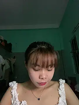 Snapshot of Cry_sexy chatting on May 19, 2026, 6:58 pm Cry sexy online show from May 19, 2026, 6:58 pm