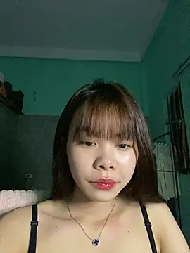 Snapshot of Cry_sexy chatting on May 21, 2026, 6:04 pm Cry sexy online show from May 21, 2026, 6:04 pm