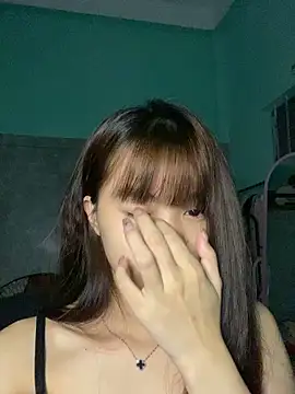 Snapshot of Cry_sexy chatting on June 10, 2026, 9:14 pm Cry sexy online show from June 10, 2026, 9:14 pm