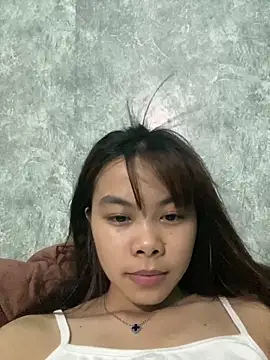 Snapshot of Cry_sexy chatting on June 18, 2026, 4:11 pm Cry sexy online show from June 18, 2026, 4:11 pm