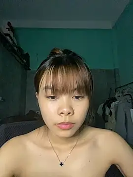 Snapshot of Cry_sexy chatting on June 24, 2026, 4:50 pm Cry sexy online show from June 24, 2026, 4:50 pm