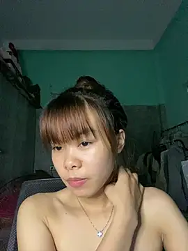 Snapshot of Cry_sexy chatting on June 25, 2026, 6:07 am Cry sexy online show from June 25, 2026, 6:07 am