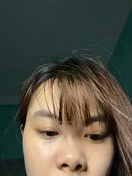 Snapshot of Cry_sexy chatting on July 7, 2026, 5:32 am Cry sexy online show from July 7, 2026, 5:32 am