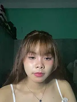 Snapshot of Cry_sexy chatting on July 28, 2026, 4:39 pm Cry sexy online show from July 28, 2026, 4:39 pm