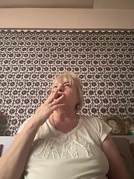 AnastasiaGrey777 online show from July 3, 2026, 3:57 am