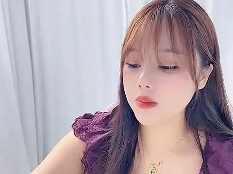 Qingqing19 online show from June 4, 2026, 2:39 am