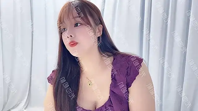 Qingqing19 online show from June 7, 2026, 2:59 am