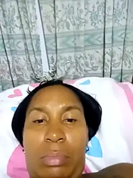 dulcechocolate online show from May 9, 2026, 3:56 am
