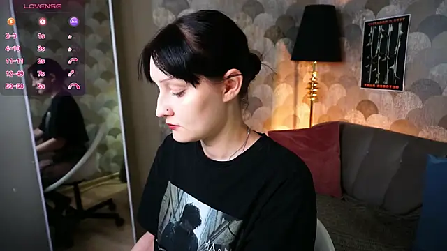 VelvetLily  online show from May 24, 2026, 8:58 pm