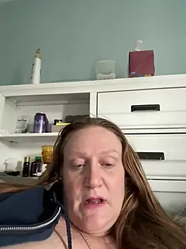 Snapshot of Kellilyn10 chatting on May 20, 2026, 2:34 pm Kellilyn10 online show from May 20, 2026, 2:34 pm