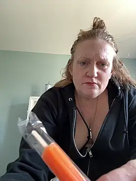 Snapshot of Kellilyn10 chatting on June 2, 2026, 3:36 pm Kellilyn10 online show from June 2, 2026, 3:36 pm