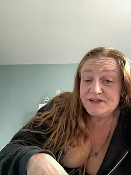 Snapshot of Kellilyn10 chatting on June 24, 2026, 5:45 pm Kellilyn10 online show from June 24, 2026, 5:45 pm