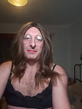 Heidixox69 online show from May 15, 2026, 2:40 am