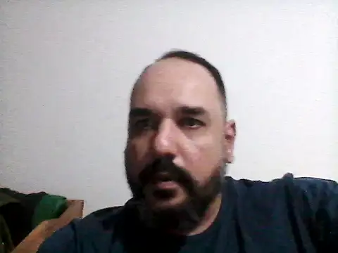 Snapshot of stallony chatting on July 6, 2026, 9:28 pm stallony online show from July 6, 2026, 9:28 pm