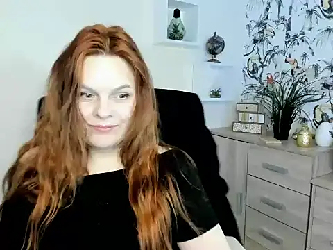 GingerKitten1 online show from May 12, 2026, 2:03 pm