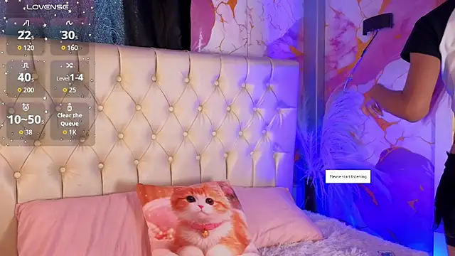 Luna Sissy  online show from July 2, 2026, 7:53 pm