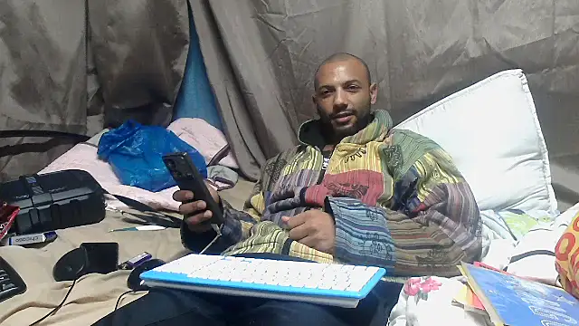 Camodick online show from April 30, 2026, 6:58 pm
