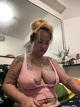 queenmia  ph online show from July 16, 2026, 8:26 pm