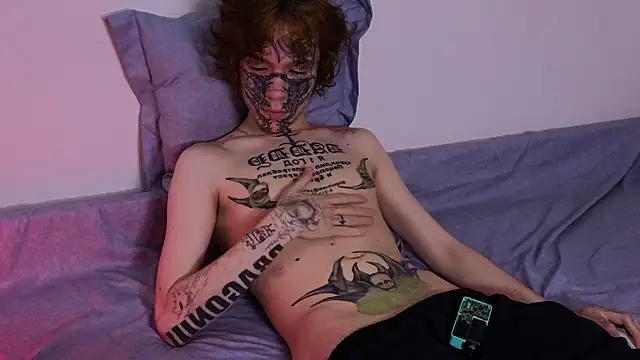 Snapshot of Emo___boy chatting on June 12, 2026, 11:46 pm Emo boy online show from June 12, 2026, 11:46 pm
