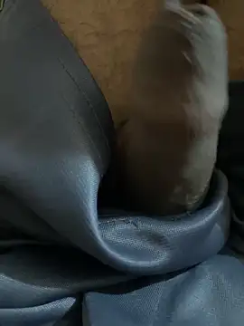 cockhornyjj online show from May 26, 2026, 6:37 pm