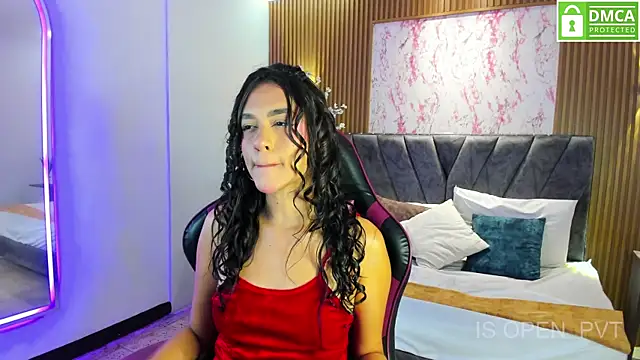 Snapshot of Aisha_Vex chatting on June 19, 2026, 2:21 pm Aisha Vex online show from June 19, 2026, 2:21 pm
