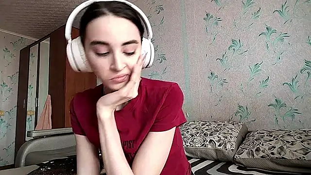 Snapshot of NightFoxxx chatting on July 2, 2026, 3:23 am NightFoxxx online show from July 2, 2026, 3:23 am