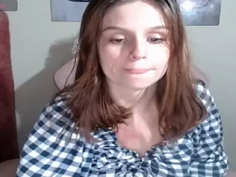 Snapshot of scarlethMoon18 chatting on May 29, 2026, 3:37 am scarlethMoon18 online show from May 29, 2026, 3:37 am