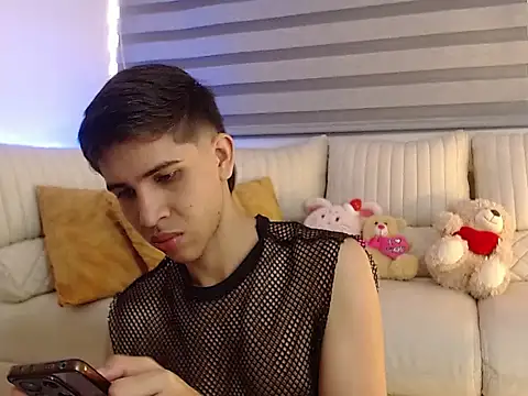 Snapshot of joshua_saenz_ chatting on July 14, 2026, 8:14 pm joshua saenz online show from July 14, 2026, 8:14 pm