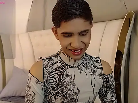 Snapshot of joshua_saenz_ chatting on July 17, 2026, 7:41 pm joshua saenz online show from July 17, 2026, 7:41 pm