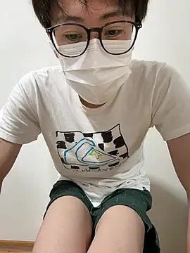 Snapshot of h_japmen chatting on June 25, 2026, 2:54 pm h japmen online show from June 25, 2026, 2:54 pm