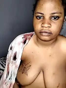 Snapshot of JuicyHoney_01 chatting on June 21, 2026, 5:21 am JuicyHoney 01 online show from June 21, 2026, 5:21 am