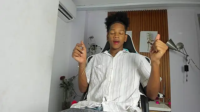 Afrowayuu online show from June 15, 2026, 5:26 pm