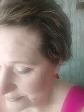 curvysecret1971 online show from May 9, 2026, 8:58 pm