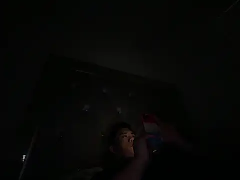 dlasian1998 online show from July 12, 2026, 4:58 am