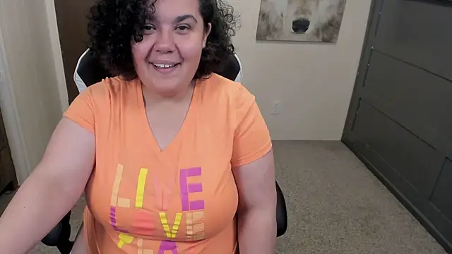 Snapshot of SweetPuertoRicanBliss chatting on May 21, 2026, 1:12 am SweetPuertoRicanBliss online show from May 21, 2026, 1:12 am