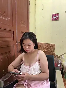 Lili 019 online show from May 31, 2026, 6:21 am