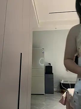 shuyuanli445 online show from June 9, 2026, 2:39 pm