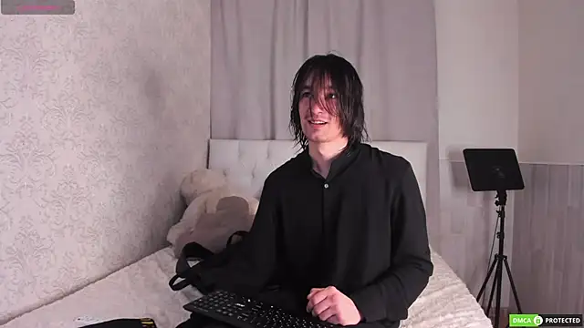 Snapshot of CalvinChapman chatting on July 3, 2026, 3:13 am CalvinChapman online show from July 3, 2026, 3:13 am