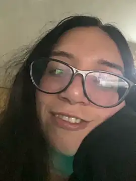 Snapshot of AreaMAR chatting on May 14, 2026, 2:07 am AreaMAR online show from May 14, 2026, 2:07 am