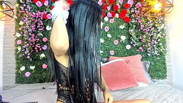 Snapshot of ViolettGracee chatting on June 18, 2026, 12:42 pm ViolettGracee online show from June 18, 2026, 12:42 pm