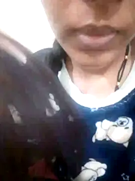 ayanloveannu online show from July 29, 2026, 1:42 pm