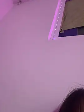 Lov3lily online show from June 6, 2026, 5:28 pm