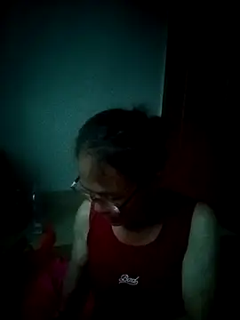 Vieekee online show from June 26, 2026, 11:36 am